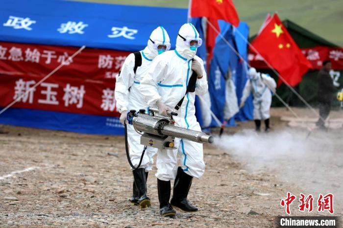 圖為進(jìn)行現(xiàn)場消毒。青海省應(yīng)急廳